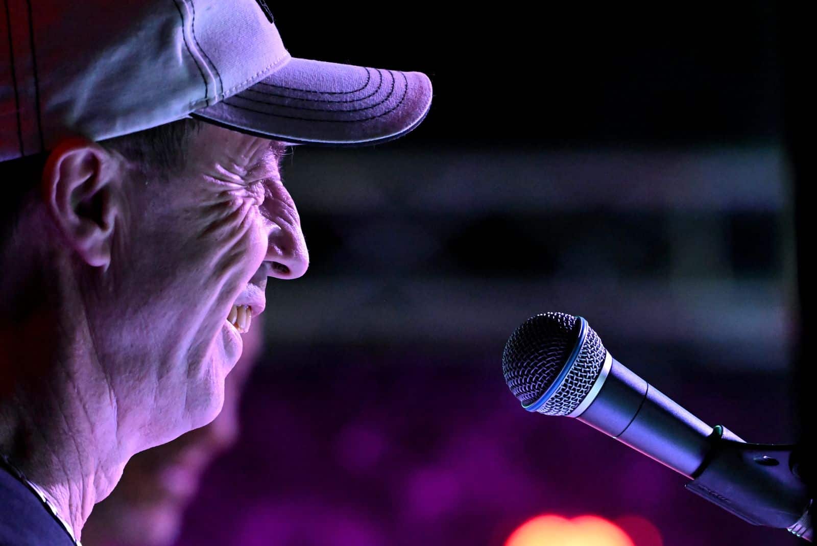 Michel-micrro-concert-La Capitelle-2024